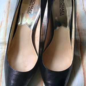 Michael Kors Women's heals size 10M New Never been
